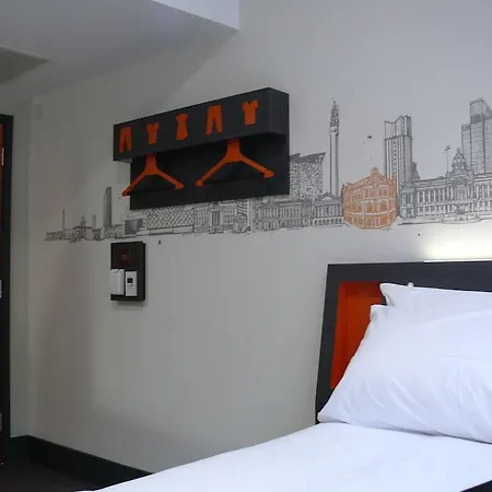 Easyhotel 3* Birmingam